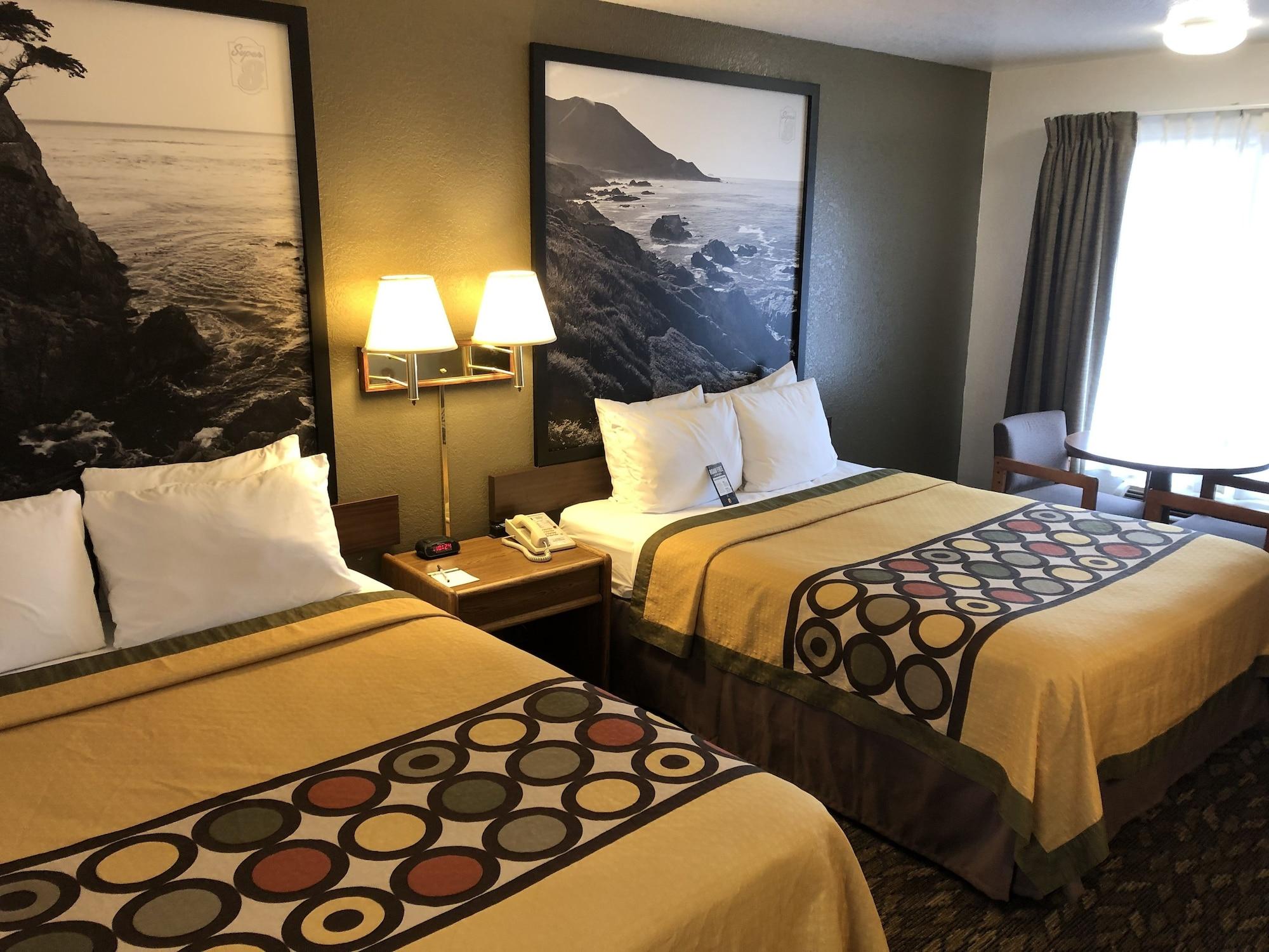 Super 8 By Wyndham Fort Bragg Bagian luar foto